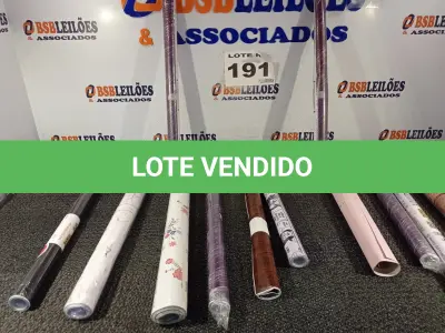 LOTE 191 - 13 – PAPEIS DE PAREDE DIVERSOS (NO ESTADO, NÃO SABEMOS SE FUNCIONA. LEILÃO NÃO TEM GARANTIA E NEM DEVOLUÇÃO, SUJEITO A POSSÍVEIS AVARIAS VISÍVEIS/OCULTAS E/OU AUSÊNCIA DE COMPONENTES)