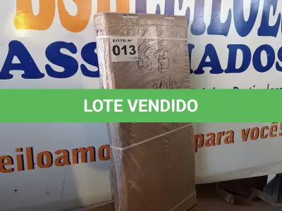 LOTE 013 - 01 - ARMÁRIO AÉREO COZINHAS ITATIAIA LUCE - 3 PORTAS - BRANCO (NO ESTADO, NÃO SABEMOS SE FUNCIONA. LEILÃO NÃO TEM GARANTIA E NEM DEVOLUÇÃO, SUJEITO A POSSÍVEIS AVARIAS VISÍVEIS/OCULTAS E/OU AUSÊNCIA DE COMPONENTES)