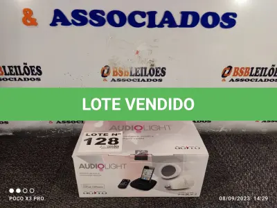 LOTE 128 - 01 - SISTEMA DE SOM E ILUMINAÇÃO SEM FIO (NO ESTADO, NÃO SABEMOS SE FUNCIONA. LEILÃO NÃO TEM GARANTIA E NEM DEVOLUÇÃO, SUJEITO A POSSÍVEIS AVARIAS VISÍVEIS/OCULTAS E/OU AUSÊNCIA DE COMPONENTES)