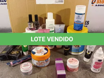 LOTE 031 - 20 – COSMÉTICOS DIVERSOS (NO ESTADO, NÃO SABEMOS SE FUNCIONA. LEILÃO NÃO TEM GARANTIA E NEM DEVOLUÇÃO, SUJEITO A POSSÍVEIS AVARIAS VISÍVEIS/OCULTAS E/OU AUSÊNCIA DE COMPONENTES)