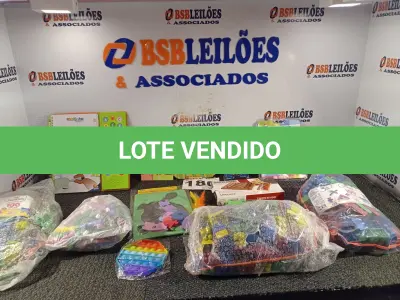 LOTE 180 - 15 – BRINQUEDOS DIVERSOS (NO ESTADO, NÃO SABEMOS SE FUNCIONA. LEILÃO NÃO TEM GARANTIA E NEM DEVOLUÇÃO, SUJEITO A POSSÍVEIS AVARIAS VISÍVEIS/OCULTAS E/OU AUSÊNCIA DE COMPONENTES)