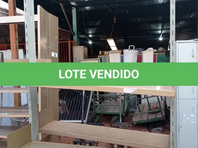 LOTE 611 - 01 ESTANTE EM AÇO COM 08 PRATELEIRAS. (NO ESTADO) ATENÇÃO! FAZER A VISITAÇÃO ANTES DE ARREMATAR, NÃO SABEMOS SE FUNCIONA. LEILÃO NÃO TEM GARANTIA E NEM DEVOLUÇÃO, SUJEITO A POSSÍVEIS AVARIAS VISÍVEIS/OCULTAS E/OU AUSÊNCIA DE COMPONENTES.