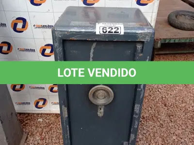 LOTE 622 - 01 COFRE. (NO ESTADO) ATENÇÃO! FAZER A VISITAÇÃO ANTES DE ARREMATAR, NÃO SABEMOS SE FUNCIONA. LEILÃO NÃO TEM GARANTIA E NEM DEVOLUÇÃO, SUJEITO A POSSÍVEIS AVARIAS VISÍVEIS/OCULTAS E/OU AUSÊNCIA DE COMPONENTES.