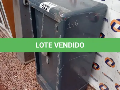 LOTE 622 - 01 COFRE. (NO ESTADO) ATENÇÃO! FAZER A VISITAÇÃO ANTES DE ARREMATAR, NÃO SABEMOS SE FUNCIONA. LEILÃO NÃO TEM GARANTIA E NEM DEVOLUÇÃO, SUJEITO A POSSÍVEIS AVARIAS VISÍVEIS/OCULTAS E/OU AUSÊNCIA DE COMPONENTES.