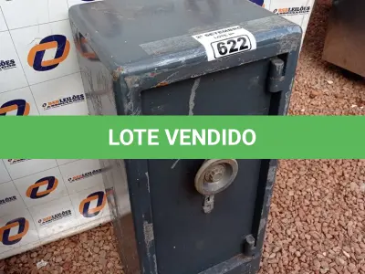 LOTE 622 - 01 COFRE. (NO ESTADO) ATENÇÃO! FAZER A VISITAÇÃO ANTES DE ARREMATAR, NÃO SABEMOS SE FUNCIONA. LEILÃO NÃO TEM GARANTIA E NEM DEVOLUÇÃO, SUJEITO A POSSÍVEIS AVARIAS VISÍVEIS/OCULTAS E/OU AUSÊNCIA DE COMPONENTES.