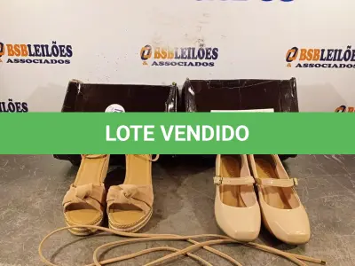 LOTE 036 - 02 – PARES DE CALÇADOS FEMININO Nº 35 (NO ESTADO, NÃO SABEMOS SE FUNCIONA. LEILÃO NÃO TEM GARANTIA E NEM DEVOLUÇÃO, SUJEITO A POSSÍVEIS AVARIAS VISÍVEIS/OCULTAS E/OU AUSÊNCIA DE COMPONENTES)