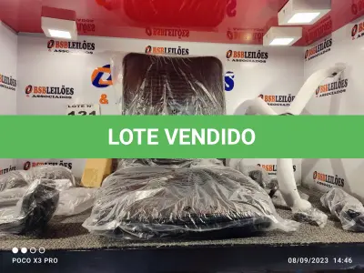 LOTE 131 - 01 – CADEIRA DE ESCRITÓRIO (NO ESTADO, NÃO SABEMOS SE FUNCIONA. LEILÃO NÃO TEM GARANTIA E NEM DEVOLUÇÃO, SUJEITO A POSSÍVEIS AVARIAS VISÍVEIS/OCULTAS E/OU AUSÊNCIA DE COMPONENTES)