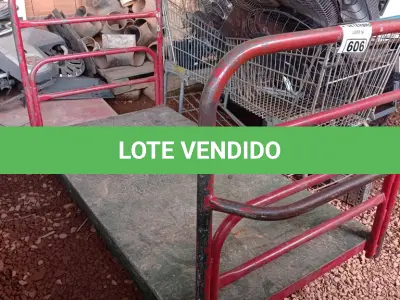 LOTE 606 - 01 CARRINHO PARA TRANSPORTE DE CARGAS COM AVARIAS. (NO ESTADO) ATENÇÃO! FAZER A VISITAÇÃO ANTES DE ARREMATAR, NÃO SABEMOS SE FUNCIONA. LEILÃO NÃO TEM GARANTIA E NEM DEVOLUÇÃO, SUJEITO A POSSÍVEIS AVARIAS VISÍVEIS/OCULTAS E/OU AUSÊNCIA DE COMPONENTES.