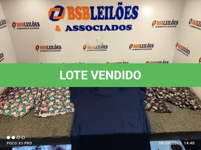 LOTE 130 - 10 – PEÇAS DE ROUPAS FEMININAS DIVERSAS (NO ESTADO, NÃO SABEMOS SE FUNCIONA. LEILÃO NÃO TEM GARANTIA E NEM DEVOLUÇÃO, SUJEITO A POSSÍVEIS AVARIAS VISÍVEIS/OCULTAS E/OU AUSÊNCIA DE COMPONENTES)