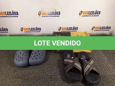 LOTE 145 - 02 – PARES DE CALÇADOS MASCULINO Nº 39 (NO ESTADO, NÃO SABEMOS SE FUNCIONA. LEILÃO NÃO TEM GARANTIA E NEM DEVOLUÇÃO, SUJEITO A POSSÍVEIS AVARIAS VISÍVEIS/OCULTAS E/OU AUSÊNCIA DE COMPONENTES)