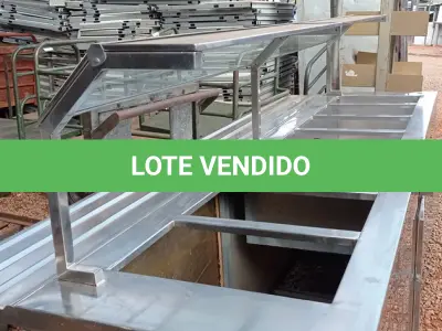 LOTE 621 - 01 ILHA EM INOX COM AVARIAS. (NO ESTADO) ATENÇÃO! FAZER A VISITAÇÃO ANTES DE ARREMATAR, NÃO SABEMOS SE FUNCIONA. LEILÃO NÃO TEM GARANTIA E NEM DEVOLUÇÃO, SUJEITO A POSSÍVEIS AVARIAS VISÍVEIS/OCULTAS E/OU AUSÊNCIA DE COMPONENTES.
