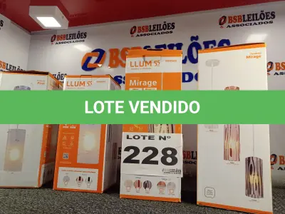 LOTE 228 - 04 - PENDENTES BRONZEARTE (NO ESTADO, NÃO SABEMOS SE FUNCIONA. LEILÃO NÃO TEM GARANTIA E NEM DEVOLUÇÃO, SUJEITO A POSSÍVEIS AVARIAS VISÍVEIS/OCULTAS E/OU AUSÊNCIA DE COMPONENTES)