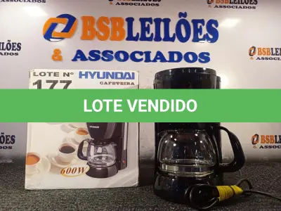 LOTE 177 - 01 - CAFETEIRA ELÉTRICA HYUNDAI P/ 12 XICARAS (NO ESTADO, NÃO SABEMOS SE FUNCIONA. LEILÃO NÃO TEM GARANTIA E NEM DEVOLUÇÃO, SUJEITO A POSSÍVEIS AVARIAS VISÍVEIS/OCULTAS E/OU AUSÊNCIA DE COMPONENTES)