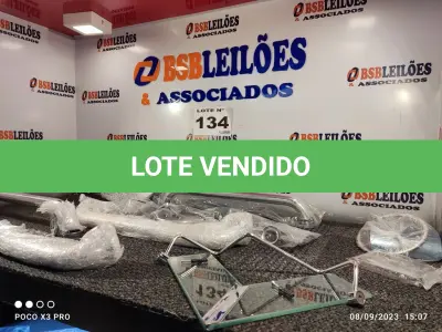LOTE 134 - 14 – ITENS DE BANHEIRO (NO ESTADO, NÃO SABEMOS SE FUNCIONA. LEILÃO NÃO TEM GARANTIA E NEM DEVOLUÇÃO, SUJEITO A POSSÍVEIS AVARIAS VISÍVEIS/OCULTAS E/OU AUSÊNCIA DE COMPONENTES)