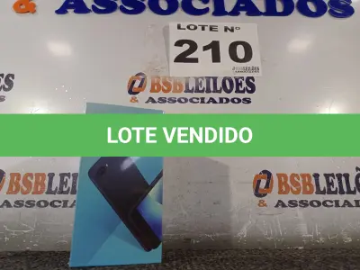 LOTE 210 - 01 - CELULAR ASUS ZENFONE 4 MAX 32GB PRETO DUAL CHIP LACRADO (NO ESTADO, NÃO SABEMOS SE FUNCIONA. LEILÃO NÃO TEM GARANTIA E NEM DEVOLUÇÃO, SUJEITO A POSSÍVEIS AVARIAS VISÍVEIS/OCULTAS E/OU AUSÊNCIA DE COMPONENTES)