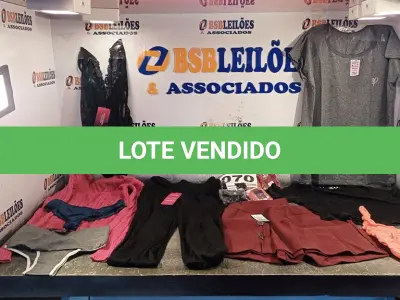 LOTE 070 - 14 – PEÇAS DE ROUPAS FEMININAS DIVERSAS (NO ESTADO, NÃO SABEMOS SE FUNCIONA. LEILÃO NÃO TEM GARANTIA E NEM DEVOLUÇÃO, SUJEITO A POSSÍVEIS AVARIAS VISÍVEIS/OCULTAS E/OU AUSÊNCIA DE COMPONENTES)