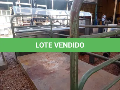 LOTE 636 - 01 CARRINHO PARA TRANSPORTE DE CARGAS COM AVARIAS. (NO ESTADO) ATENÇÃO! FAZER A VISITAÇÃO ANTES DE ARREMATAR, NÃO SABEMOS SE FUNCIONA. LEILÃO NÃO TEM GARANTIA E NEM DEVOLUÇÃO, SUJEITO A POSSÍVEIS AVARIAS VISÍVEIS/OCULTAS E/OU AUSÊNCIA DE COMPONENTES.