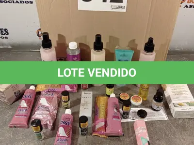 LOTE 042 - 24 – COSMÉTICOS DIVERSOS (NO ESTADO, NÃO SABEMOS SE FUNCIONA. LEILÃO NÃO TEM GARANTIA E NEM DEVOLUÇÃO, SUJEITO A POSSÍVEIS AVARIAS VISÍVEIS/OCULTAS E/OU AUSÊNCIA DE COMPONENTES)