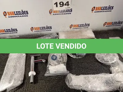 LOTE 194 - 14 – ITENS DE BANHEIRO (NO ESTADO, NÃO SABEMOS SE FUNCIONA. LEILÃO NÃO TEM GARANTIA E NEM DEVOLUÇÃO, SUJEITO A POSSÍVEIS AVARIAS VISÍVEIS/OCULTAS E/OU AUSÊNCIA DE COMPONENTES)