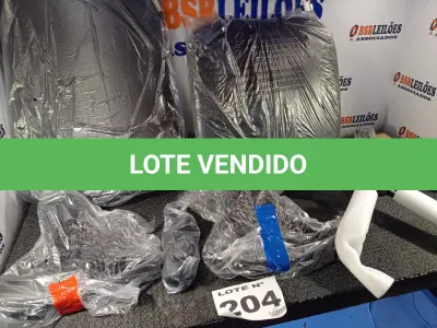 LOTE 204 - 01 – CADEIRA DE ESCRITÓRIO (NO ESTADO, NÃO SABEMOS SE FUNCIONA. LEILÃO NÃO TEM GARANTIA E NEM DEVOLUÇÃO, SUJEITO A POSSÍVEIS AVARIAS VISÍVEIS/OCULTAS E/OU AUSÊNCIA DE COMPONENTES)