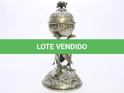 LOTE 015 - CENTRO DE MESA BOLIVIANO EM METAL, 22 CM DE ALTURA (NO ESTADO)