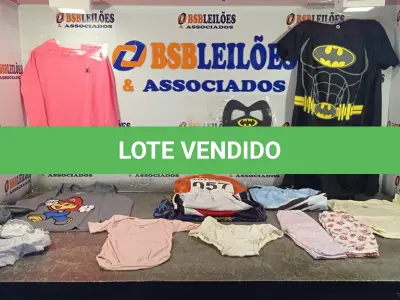 LOTE 057 - 12 – PEÇAS DE ROUPAS INFANTIL DIVERSAS (NO ESTADO, NÃO SABEMOS SE FUNCIONA. LEILÃO NÃO TEM GARANTIA E NEM DEVOLUÇÃO, SUJEITO A POSSÍVEIS AVARIAS VISÍVEIS/OCULTAS E/OU AUSÊNCIA DE COMPONENTES)