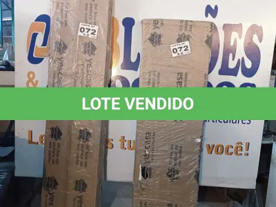 LOTE 072 - 01 - GUARDA-ROUPA CASAL 3 PORTAS ISTAMBUL YESCASA (NO ESTADO, NÃO SABEMOS SE FUNCIONA. LEILÃO NÃO TEM GARANTIA E NEM DEVOLUÇÃO, SUJEITO A POSSÍVEIS AVARIAS VISÍVEIS/OCULTAS E/OU AUSÊNCIA DE COMPONENTES)