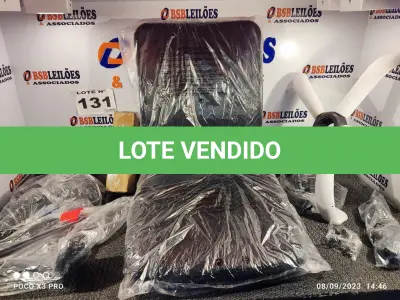 LOTE 131 - 01 – CADEIRA DE ESCRITÓRIO (NO ESTADO, NÃO SABEMOS SE FUNCIONA. LEILÃO NÃO TEM GARANTIA E NEM DEVOLUÇÃO, SUJEITO A POSSÍVEIS AVARIAS VISÍVEIS/OCULTAS E/OU AUSÊNCIA DE COMPONENTES)