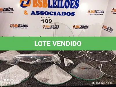 LOTE 109 - 10 – ITENS DE BANHEIRO (NO ESTADO, NÃO SABEMOS SE FUNCIONA. LEILÃO NÃO TEM GARANTIA E NEM DEVOLUÇÃO, SUJEITO A POSSÍVEIS AVARIAS VISÍVEIS/OCULTAS E/OU AUSÊNCIA DE COMPONENTES)