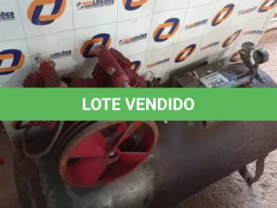 LOTE 594 - 01 COMPRESSOR DE AR INCOMPLETO. (NO ESTADO) ATENÇÃO! FAZER A VISITAÇÃO ANTES DE ARREMATAR, NÃO SABEMOS SE FUNCIONA. LEILÃO NÃO TEM GARANTIA E NEM DEVOLUÇÃO, SUJEITO A POSSÍVEIS AVARIAS VISÍVEIS/OCULTAS E/OU AUSÊNCIA DE COMPONENTES.