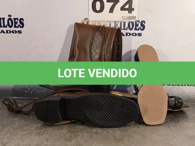 LOTE 074 - 02 – PARES DE CALÇADOS FEMININO Nº 35 (NO ESTADO, NÃO SABEMOS SE FUNCIONA. LEILÃO NÃO TEM GARANTIA E NEM DEVOLUÇÃO, SUJEITO A POSSÍVEIS AVARIAS VISÍVEIS/OCULTAS E/OU AUSÊNCIA DE COMPONENTES)