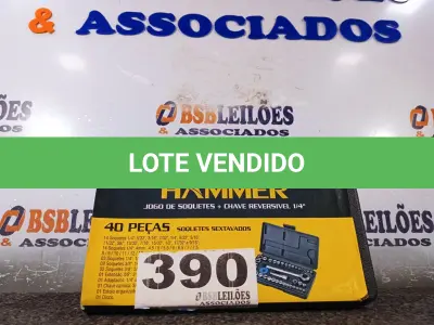 LOTE 390 - 01- JOGO DE SOQUETE 40 PEÇAS CHAVE REVERSÍVEL ¼ (NO ESTADO, NÃO SABEMOS SE FUNCIONA. LEILÃO NÃO TEM GARANTIA E NEM DEVOLUÇÃO, SUJEITO A POSSÍVEIS AVARIAS VISÍVEIS/OCULTAS E/OU AUSÊNCIA DE COMPONENTES)