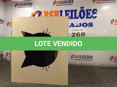 LOTE 268 - 01 - KIT CASINHA PLAY NICHO DE GATO TOCA (NO ESTADO, NÃO SABEMOS SE FUNCIONA. LEILÃO NÃO TEM GARANTIA E NEM DEVOLUÇÃO, SUJEITO A POSSÍVEIS AVARIAS VISÍVEIS/OCULTAS E/OU AUSÊNCIA DE COMPONENTES)