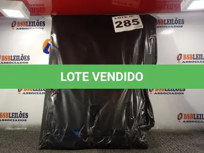 LOTE 285 - 01 - CABECEIRA CAPITONE CASAL (NO ESTADO, NÃO SABEMOS SE FUNCIONA. LEILÃO NÃO TEM GARANTIA E NEM DEVOLUÇÃO, SUJEITO A POSSÍVEIS AVARIAS VISÍVEIS/OCULTAS E/OU AUSÊNCIA DE COMPONENTES)