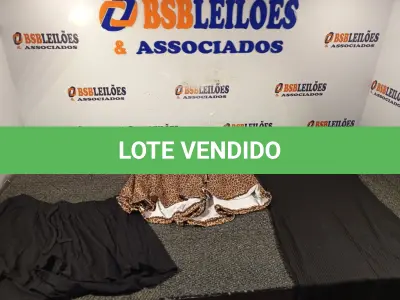 LOTE 233 - 07 – PEÇAS DE ROUPAS FEMININAS (NO ESTADO, NÃO SABEMOS SE FUNCIONA. LEILÃO NÃO TEM GARANTIA E NEM DEVOLUÇÃO, SUJEITO A POSSÍVEIS AVARIAS VISÍVEIS/OCULTAS E/OU AUSÊNCIA DE COMPONENTES)