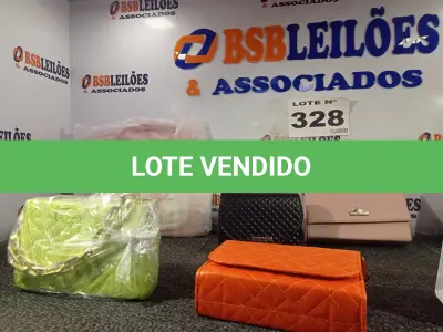 LOTE 328 - 07 – BOLSAS DIVERSAS (NO ESTADO, NÃO SABEMOS SE FUNCIONA. LEILÃO NÃO TEM GARANTIA E NEM DEVOLUÇÃO, SUJEITO A POSSÍVEIS AVARIAS VISÍVEIS/OCULTAS E/OU AUSÊNCIA DE COMPONENTES)