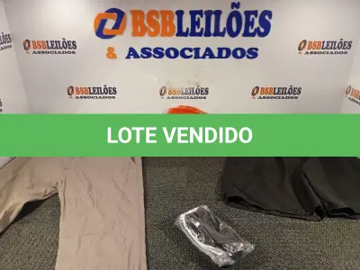 LOTE 333 - 10 – PEÇAS DE ROUPAS MASCULINAS DIVERSAS (NO ESTADO, NÃO SABEMOS SE FUNCIONA. LEILÃO NÃO TEM GARANTIA E NEM DEVOLUÇÃO, SUJEITO A POSSÍVEIS AVARIAS VISÍVEIS/OCULTAS E/OU AUSÊNCIA DE COMPONENTES)