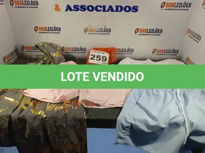 LOTE 259 - 10 – PEÇAS DE ROUPAS MASCULINAS DIVERSAS (NO ESTADO, NÃO SABEMOS SE FUNCIONA. LEILÃO NÃO TEM GARANTIA E NEM DEVOLUÇÃO, SUJEITO A POSSÍVEIS AVARIAS VISÍVEIS/OCULTAS E/OU AUSÊNCIA DE COMPONENTES)