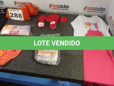 LOTE 288 - 12 – PEÇAS DE ROUPAS INFANTIL DIVERSAS (NO ESTADO, NÃO SABEMOS SE FUNCIONA. LEILÃO NÃO TEM GARANTIA E NEM DEVOLUÇÃO, SUJEITO A POSSÍVEIS AVARIAS VISÍVEIS/OCULTAS E/OU AUSÊNCIA DE COMPONENTES)