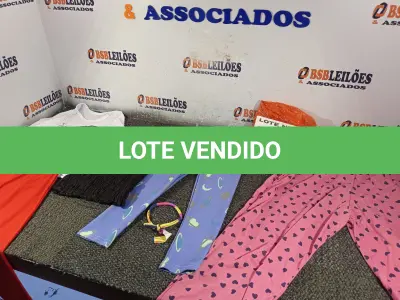 LOTE 239 - 10 – PEÇAS DE ROUPAS INFANTIL DIVERSAS (NO ESTADO, NÃO SABEMOS SE FUNCIONA. LEILÃO NÃO TEM GARANTIA E NEM DEVOLUÇÃO, SUJEITO A POSSÍVEIS AVARIAS VISÍVEIS/OCULTAS E/OU AUSÊNCIA DE COMPONENTES)