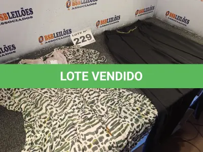 LOTE 229 - 06 – PEÇAS DE ROUPAS FEMININAS (NO ESTADO, NÃO SABEMOS SE FUNCIONA. LEILÃO NÃO TEM GARANTIA E NEM DEVOLUÇÃO, SUJEITO A POSSÍVEIS AVARIAS VISÍVEIS/OCULTAS E/OU AUSÊNCIA DE COMPONENTES)