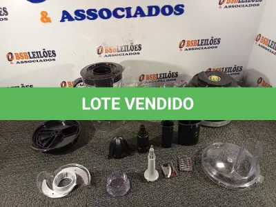 LOTE 399 - 01 - MULTIPROCESSADOR PHILCO 5 EM 1 TURBO 900W (NO ESTADO, NÃO SABEMOS SE FUNCIONA. LEILÃO NÃO TEM GARANTIA E NEM DEVOLUÇÃO, SUJEITO A POSSÍVEIS AVARIAS VISÍVEIS/OCULTAS E/OU AUSÊNCIA DE COMPONENTES)