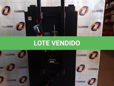 LOTE 395 - 01 - CAIXA AMPLIFICADA AMVOX ACA 1002 TROVÃO, BLUETOOTH, POTÊNCIA 1000W (NO ESTADO, NÃO SABEMOS SE FUNCIONA. LEILÃO NÃO TEM GARANTIA E NEM DEVOLUÇÃO, SUJEITO A POSSÍVEIS AVARIAS VISÍVEIS/OCULTAS E/OU AUSÊNCIA DE COMPONENTES)