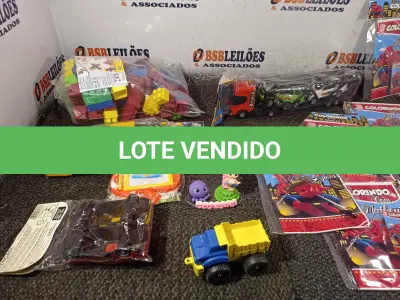 LOTE 271 - 28 – BRINQUEDOS DIVERSOS (NO ESTADO, NÃO SABEMOS SE FUNCIONA. LEILÃO NÃO TEM GARANTIA E NEM DEVOLUÇÃO, SUJEITO A POSSÍVEIS AVARIAS VISÍVEIS/OCULTAS E/OU AUSÊNCIA DE COMPONENTES)