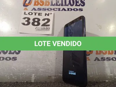 LOTE 382 - 01 – CELULAR SAMSUNG J4 (NO ESTADO, NÃO SABEMOS SE FUNCIONA. LEILÃO NÃO TEM GARANTIA E NEM DEVOLUÇÃO, SUJEITO A POSSÍVEIS AVARIAS VISÍVEIS/OCULTAS E/OU AUSÊNCIA DE COMPONENTES)