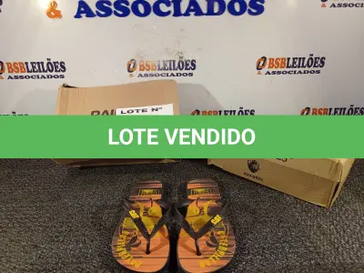 LOTE 243 - 03 – PARES DE CALÇADOS MASCULINOS Nº 39 (NO ESTADO, NÃO SABEMOS SE FUNCIONA. LEILÃO NÃO TEM GARANTIA E NEM DEVOLUÇÃO, SUJEITO A POSSÍVEIS AVARIAS VISÍVEIS/OCULTAS E/OU AUSÊNCIA DE COMPONENTES)