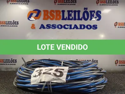LOTE 325 - 01 – CABOS DE ENERGIA (NO ESTADO, NÃO SABEMOS SE FUNCIONA. LEILÃO NÃO TEM GARANTIA E NEM DEVOLUÇÃO, SUJEITO A POSSÍVEIS AVARIAS VISÍVEIS/OCULTAS E/OU AUSÊNCIA DE COMPONENTES)