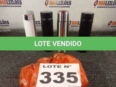 LOTE 335 - 04 – GARRAFAS TÉRMICAS (NO ESTADO, NÃO SABEMOS SE FUNCIONA. LEILÃO NÃO TEM GARANTIA E NEM DEVOLUÇÃO, SUJEITO A POSSÍVEIS AVARIAS VISÍVEIS/OCULTAS E/OU AUSÊNCIA DE COMPONENTES)
