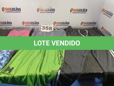 LOTE 358 - 08 – PEÇAS DE ROUPAS MASCULINAS (NO ESTADO, NÃO SABEMOS SE FUNCIONA. LEILÃO NÃO TEM GARANTIA E NEM DEVOLUÇÃO, SUJEITO A POSSÍVEIS AVARIAS VISÍVEIS/OCULTAS E/OU AUSÊNCIA DE COMPONENTES)