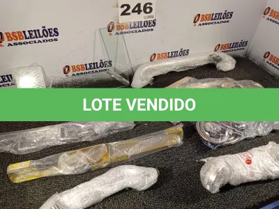 LOTE 246 - 10 – ITENS DE BANHEIRO (NO ESTADO, NÃO SABEMOS SE FUNCIONA. LEILÃO NÃO TEM GARANTIA E NEM DEVOLUÇÃO, SUJEITO A POSSÍVEIS AVARIAS VISÍVEIS/OCULTAS E/OU AUSÊNCIA DE COMPONENTES)